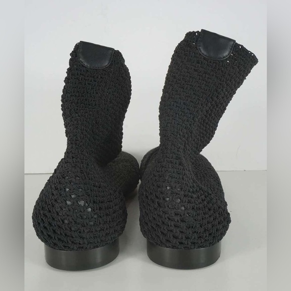 Rare CHANEL Crochet Patent Leather Cap Toe Sock Booties in Black, Size 35 - Picture 5 of 11